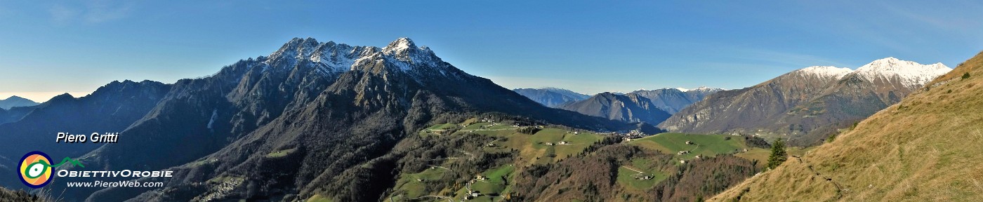 20  Vista sul Colle di Zambla  con Alben a sx e Menna  a dx.jpg